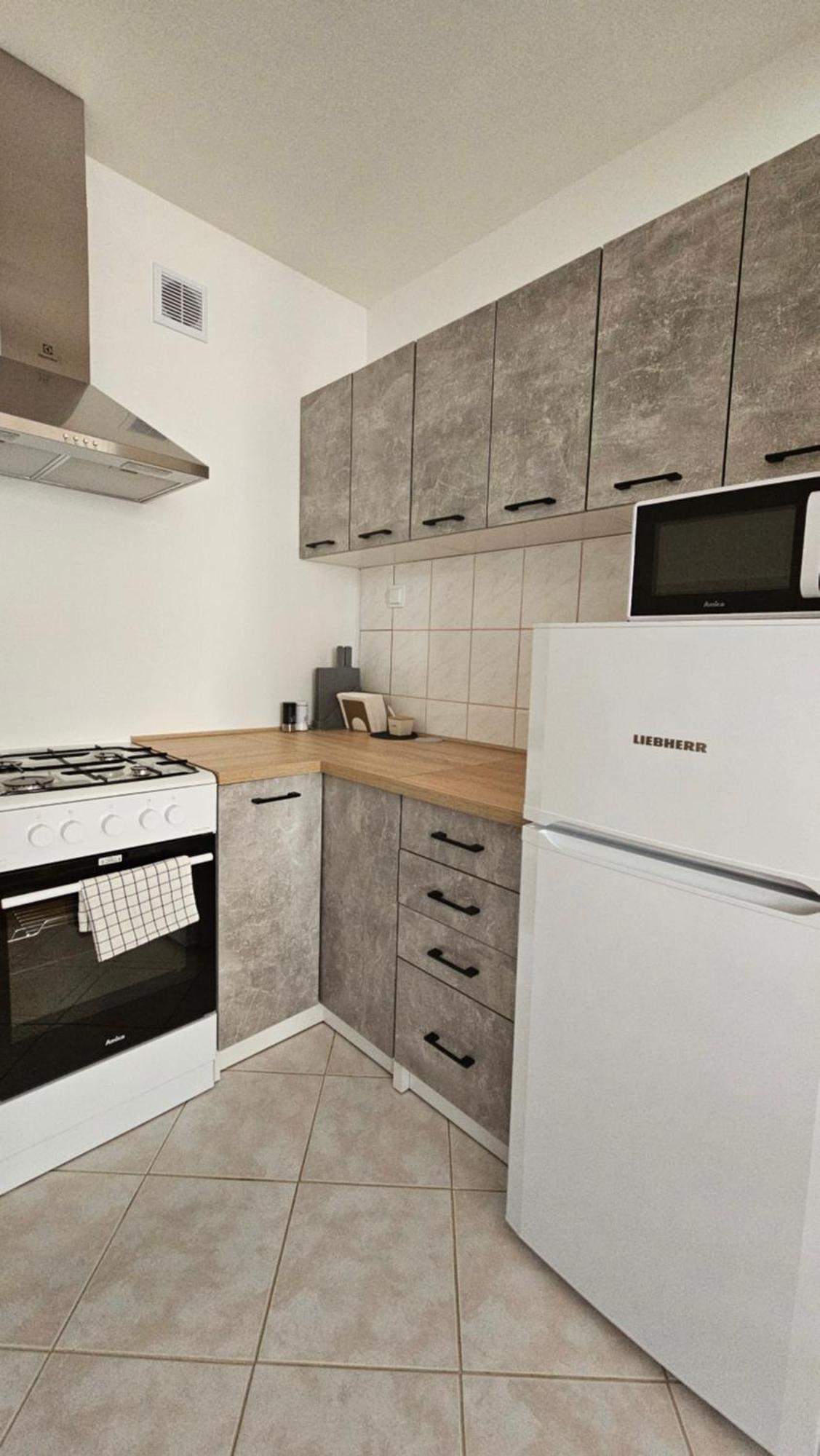 Apartament Metro Brodno Varsovia Exterior foto